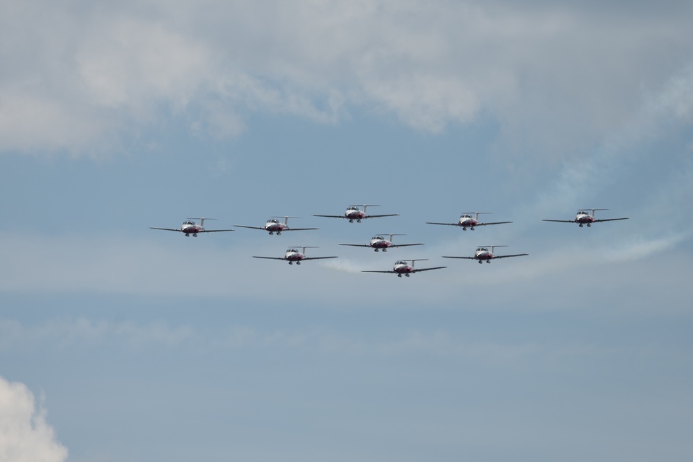 105th Airlift Wing Supports Bagotville International Air Show