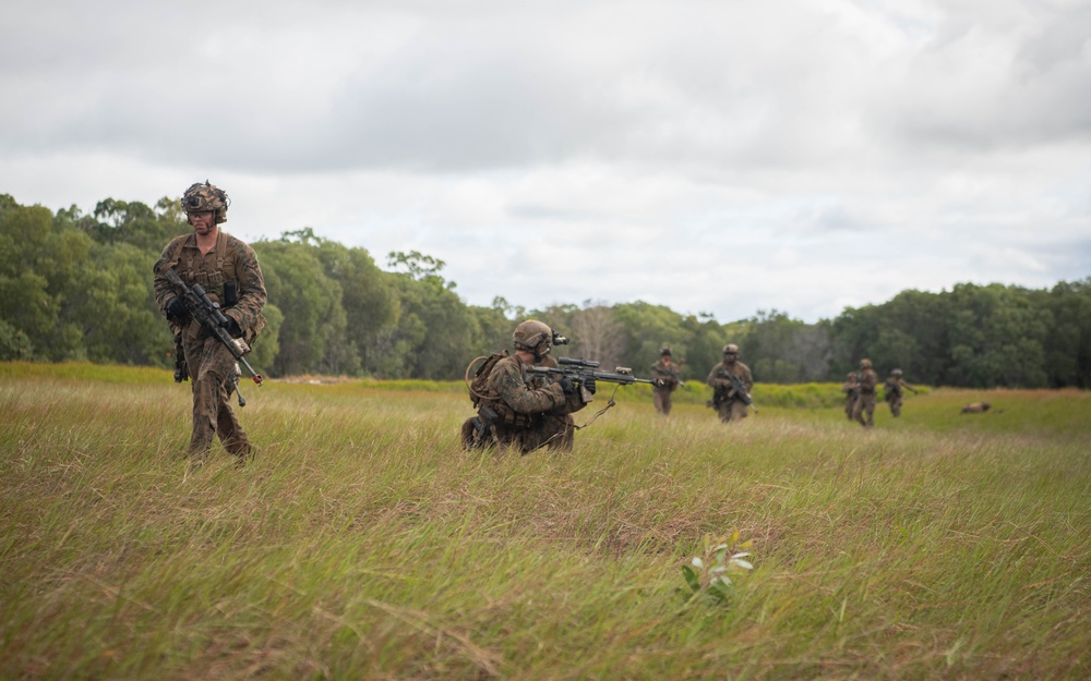 MRF-D 24.3: Golf Co., 2nd Bn., 5th Marines (Rein.) rehearses platoon operations in Tully