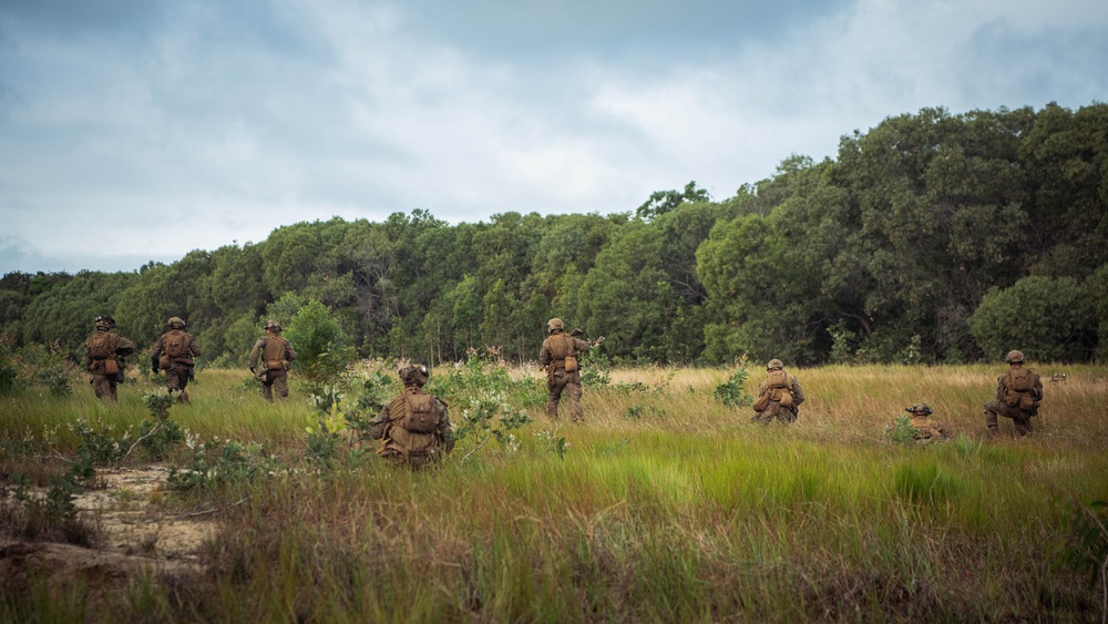 MRF-D 24.3: Golf Co., 2nd Bn., 5th Marines (Rein.) rehearses platoon operations in Tully