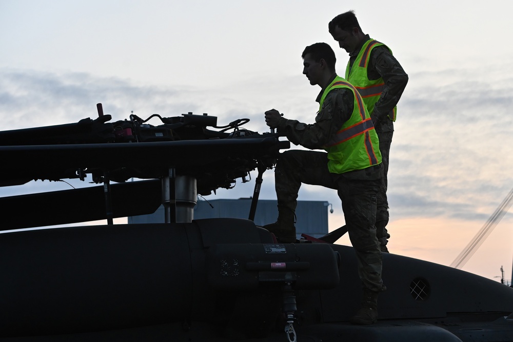 C/1-52 GSAB helicopters return from overseas through Port of Alaska