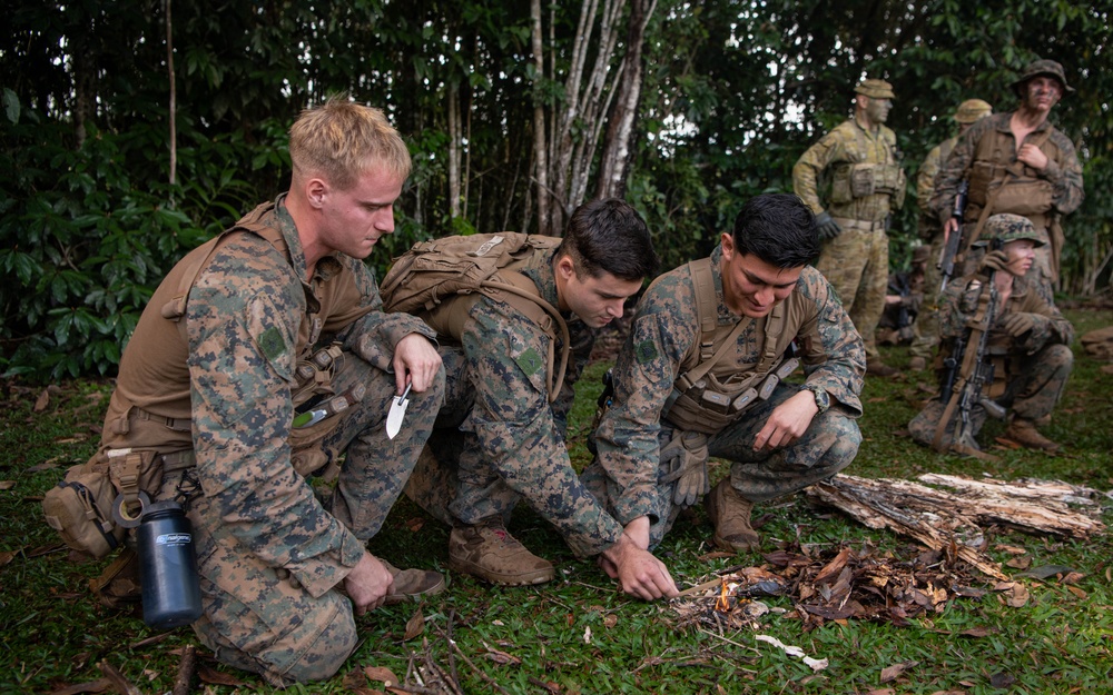 MRF-D 24.3: Golf Co., 2nd Bn., 5th Marines (Rein.) learns Tully CTC’s jungle survival