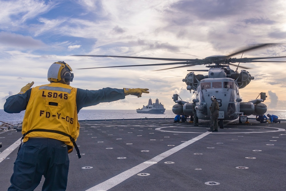 DVIDS - Images - 31st MEU conducts VBSS aboard USS Comstock (LSD 45 ...