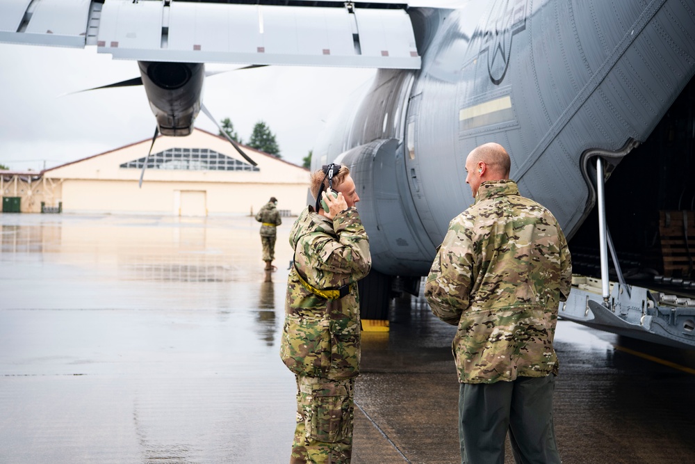 Yokota generates C-130 aircraft ahead of Typhoon Ampil