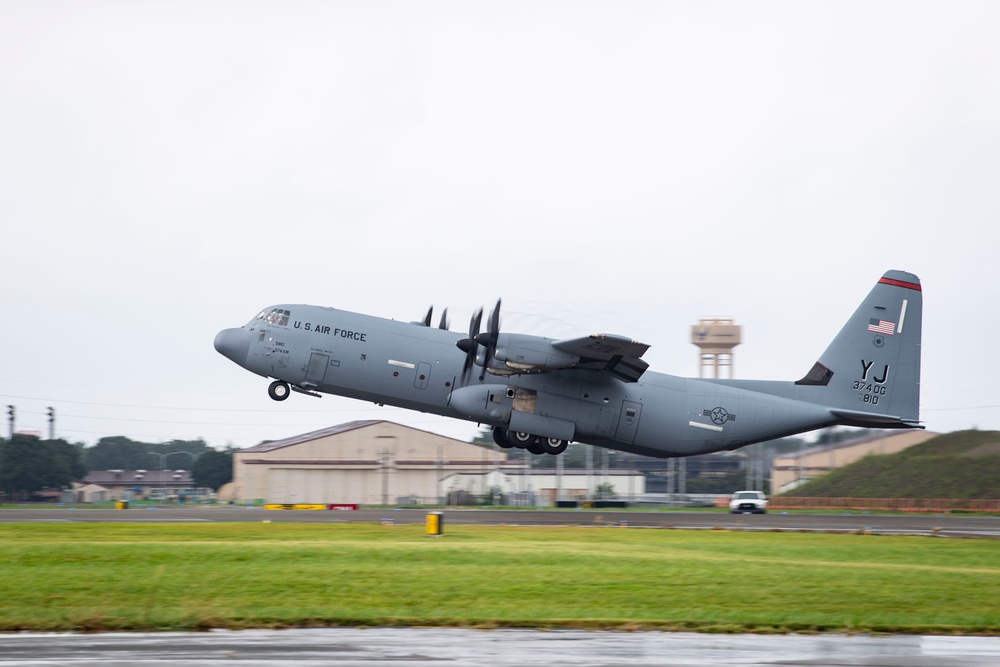 Yokota generates C-130 aircraft ahead of Typhoon Ampil