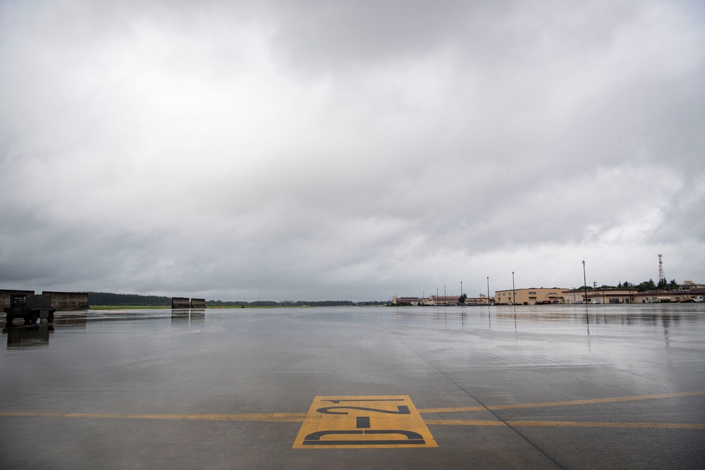 Yokota generates C-130 aircraft ahead of Typhoon Ampil