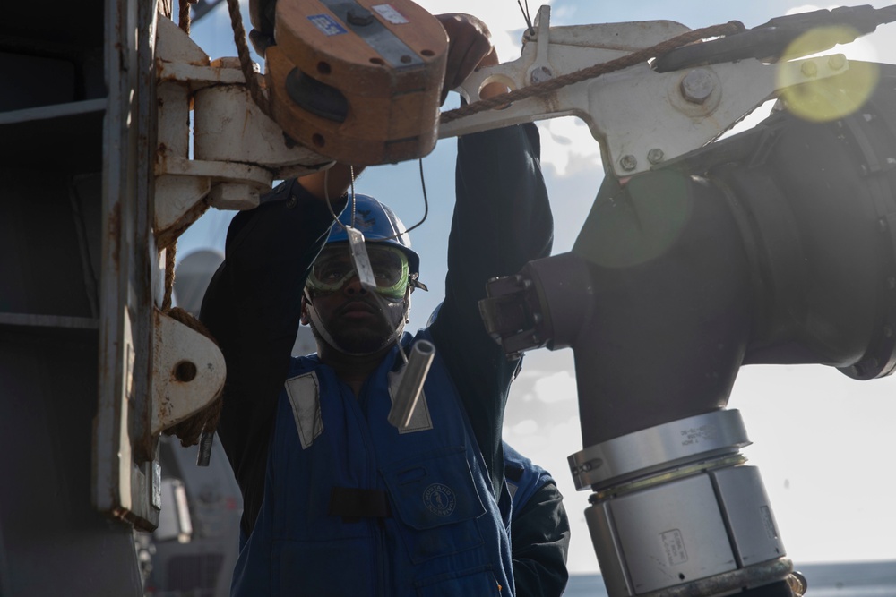 Frank E. Peterson Jr. conducts replenishment-at-sea