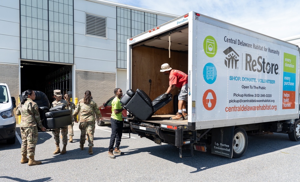 AFMAO Airmen assist with donation to Central Delaware Habitat for Humanity