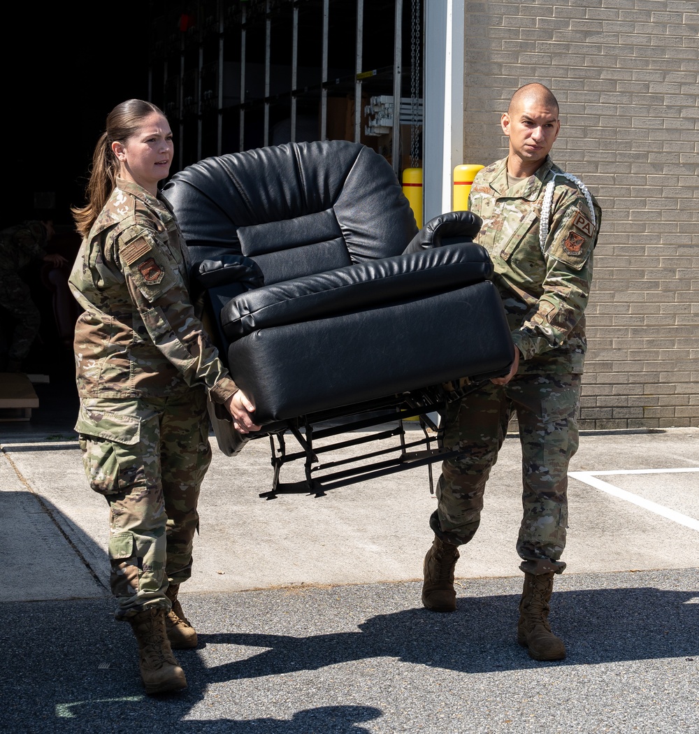 AFMAO Airmen assist with donation to Central Delaware Habitat for Humanity