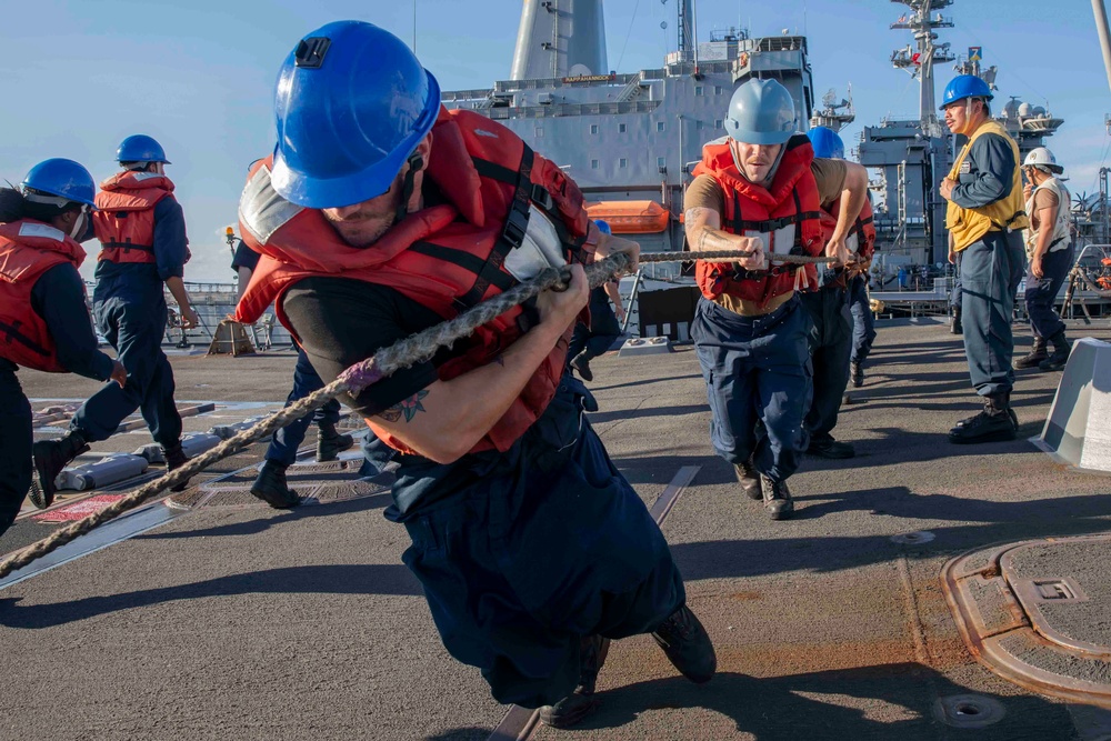 USS Spruance conducts replenishment-at-sea with USNS Rappahannock