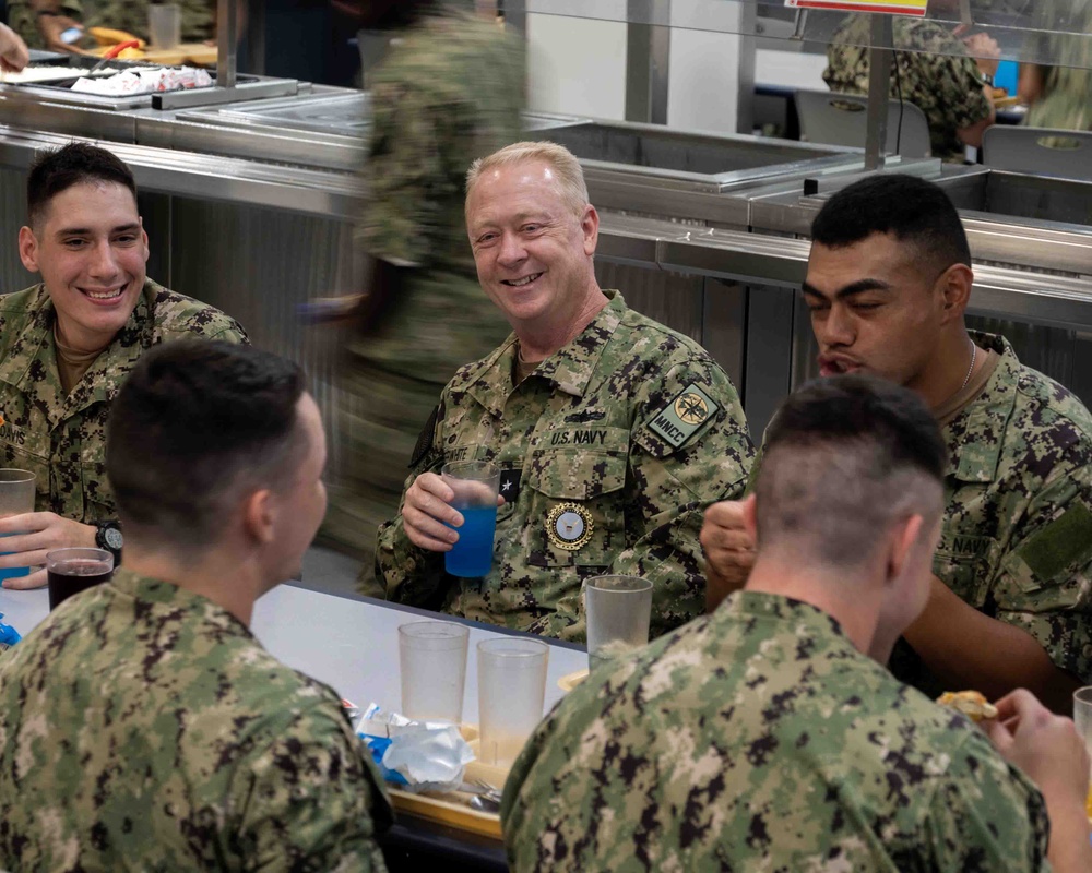 RDML Satterwhite, MNCC Staff visit RTC