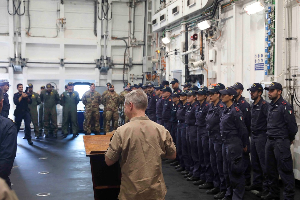 Rear Adm. Bailey visits Italian Navy ITS Carabiniere (F 593)