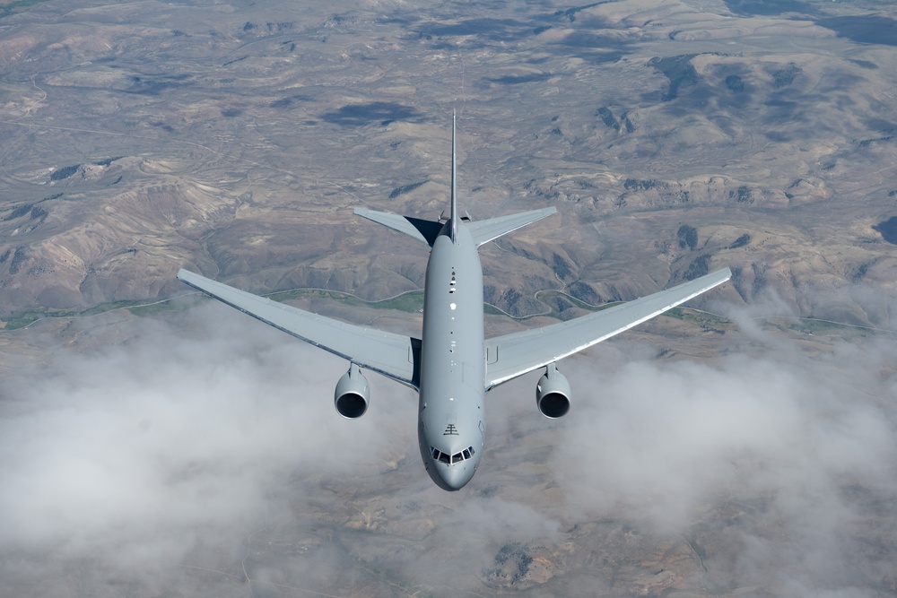 Travis KC-10 aircrew refuels F-15E Strike Eagles