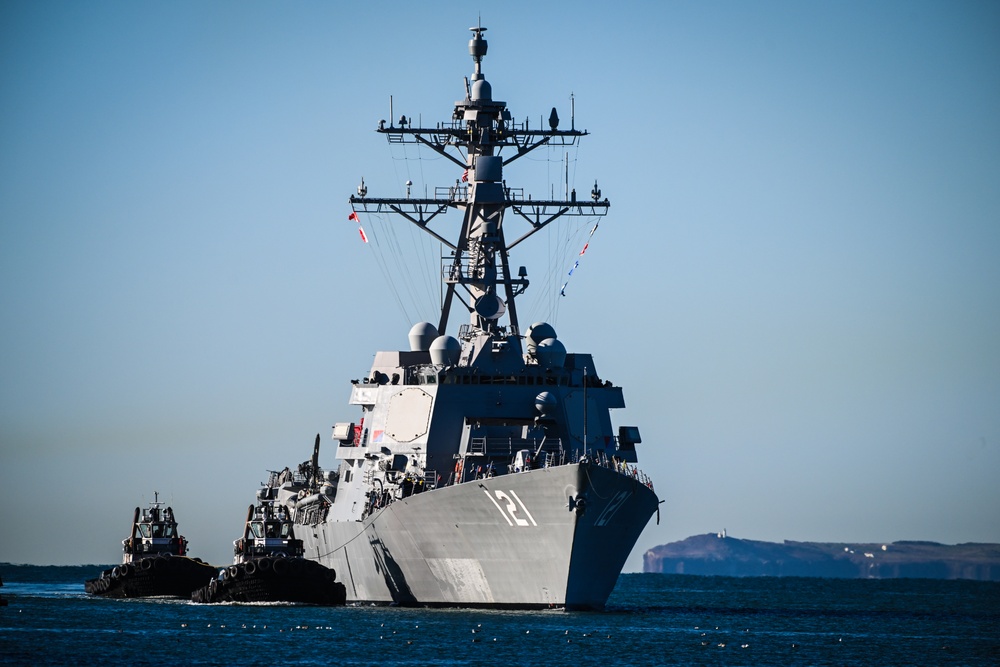 USS Frank E. Petersen (DDG 121) arrives at Port Hueneme