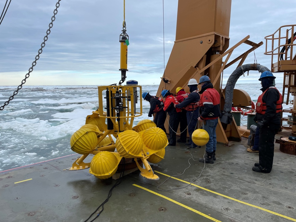 U.S. Coast Guard Cutter Healy underway in the Arctic