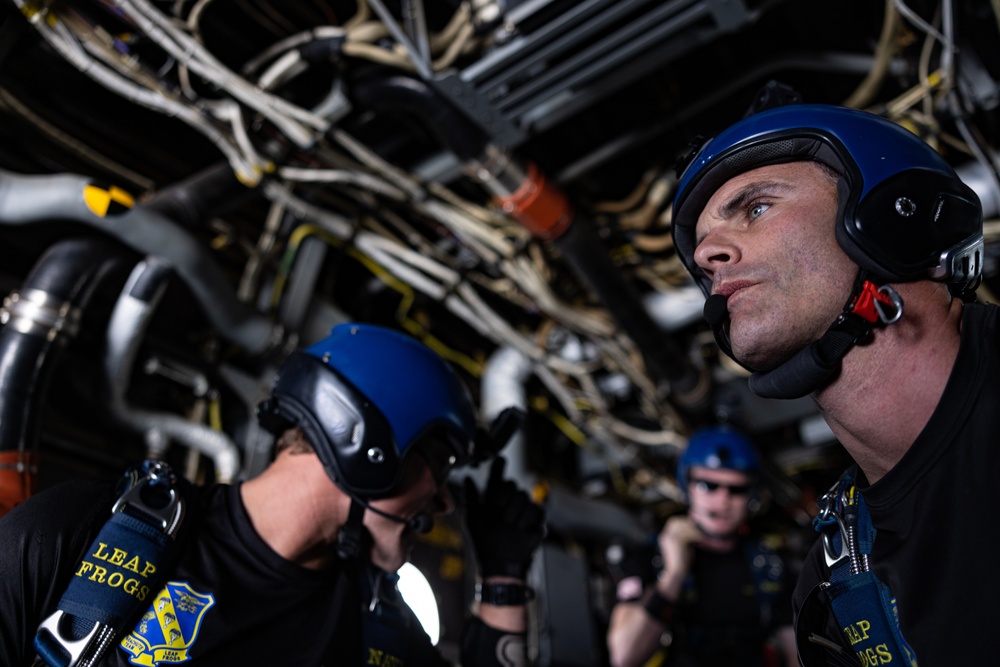 MRF-D 24.3: U.S. Marines, Sailors participate in Pacific Airshow Gold Coast