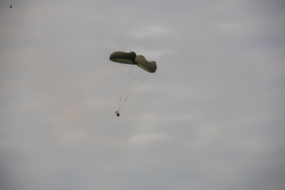 VMGR-153 trains during flight operations in Washington