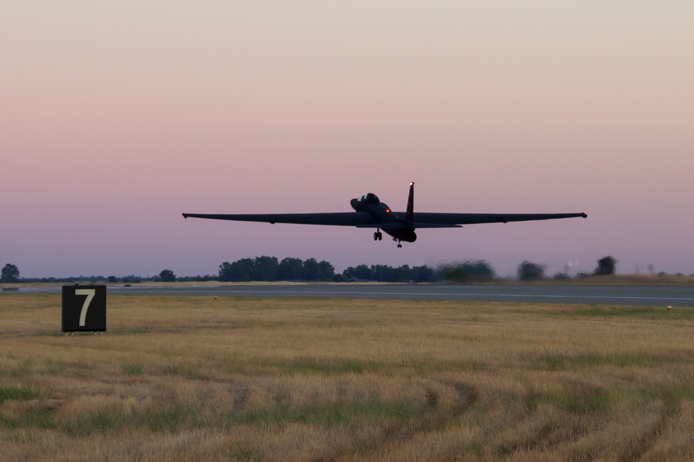 TU-2S Dragon Lady takes off at dusk