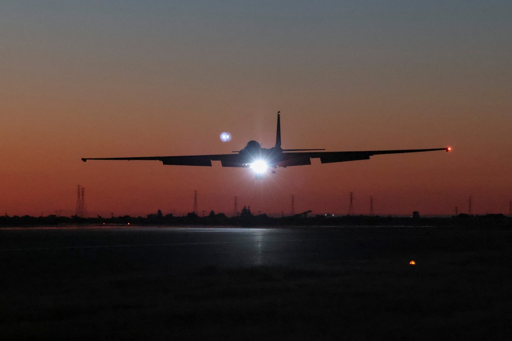 TU-2S Dragon Lady lands at dusk