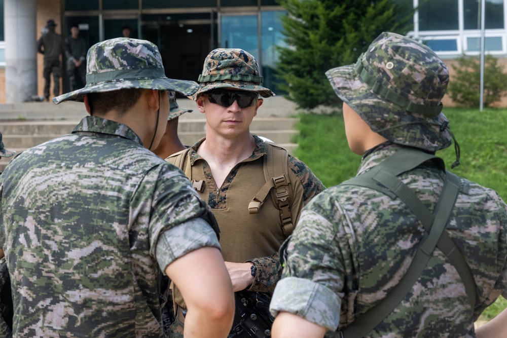 KMEP 24.2 | Arrival on Gunha-Rhi