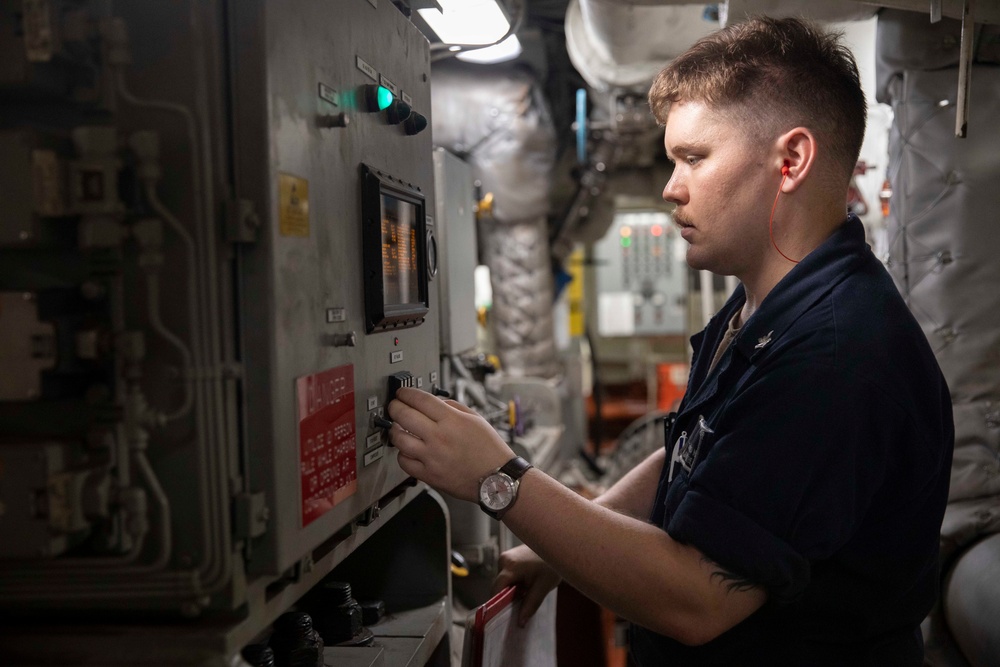 USS Spruance conducts routine operations
