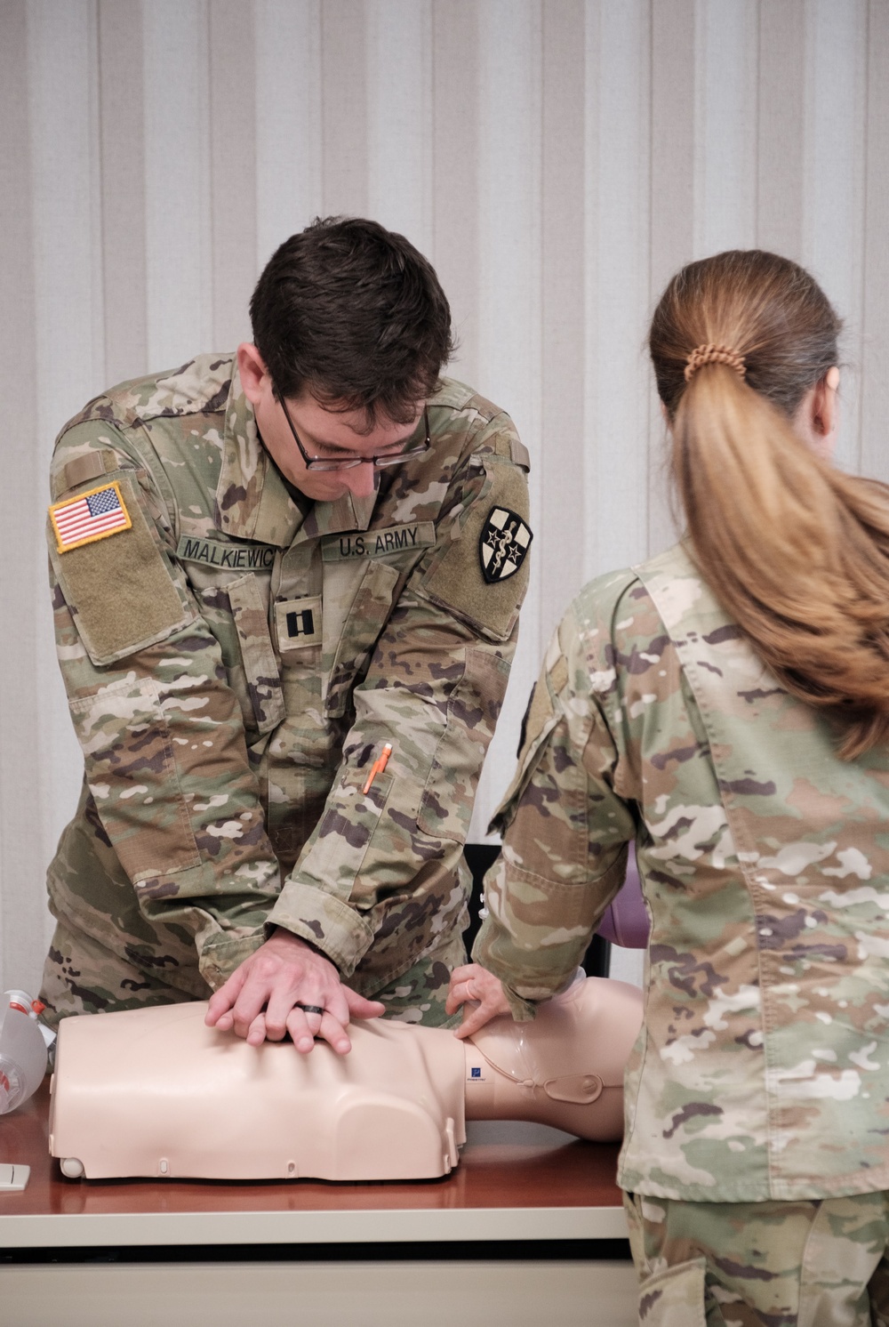 7457th Medical Readiness Operational Unit Soldiers train in BLS to maintain mission readiness