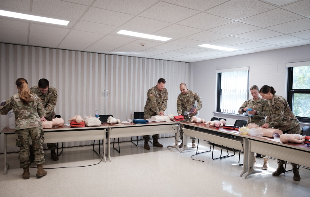 7457th Medical Readiness Operational Unit Soldiers train in BLS to maintain mission readiness