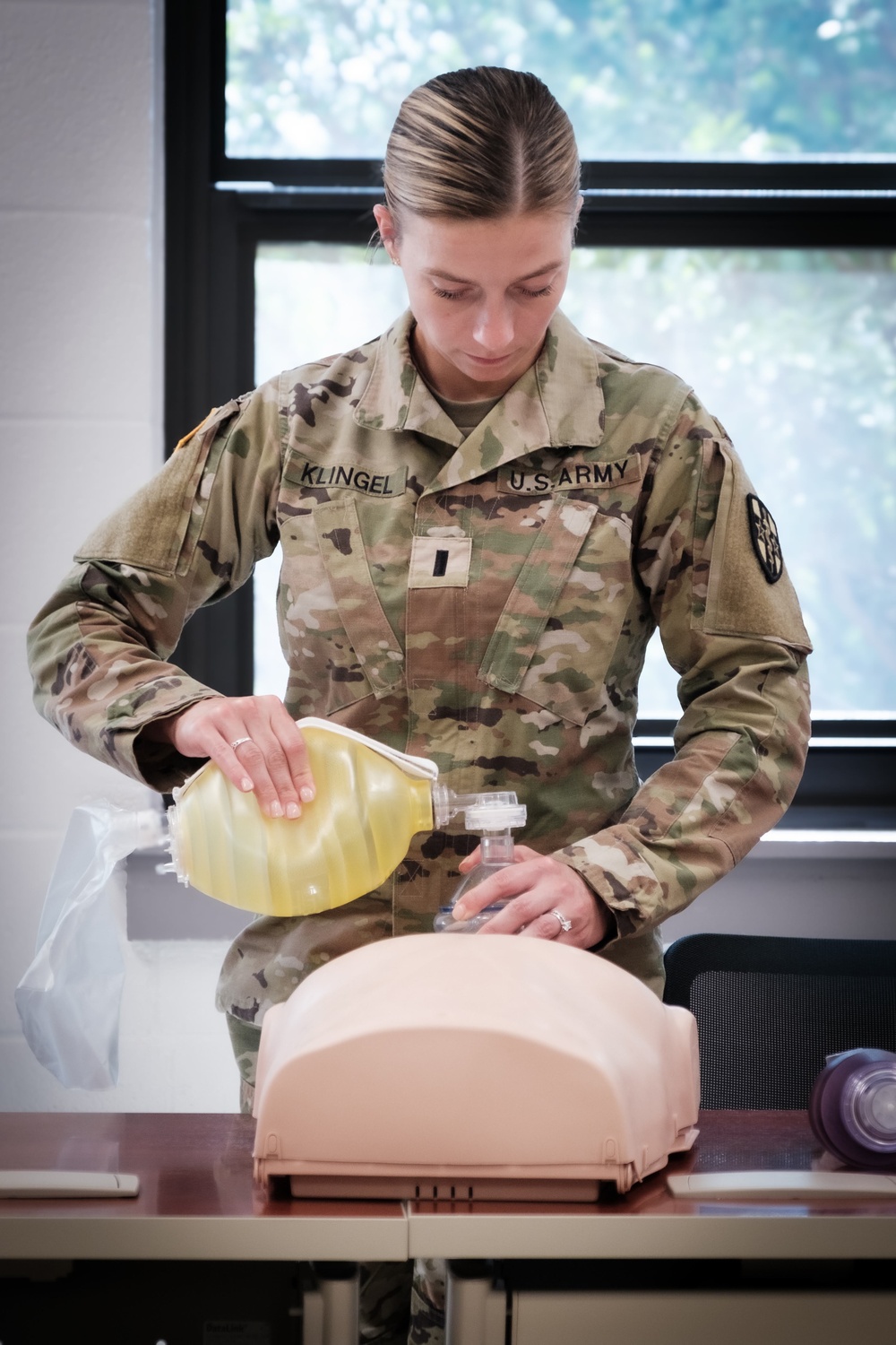 7457th Medical Readiness Operational Unit Soldiers train in BLS to maintain mission readiness