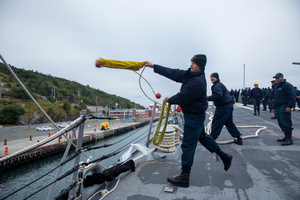 USS Delbert D. Black (DDG 119) participates in Operation NANOOK