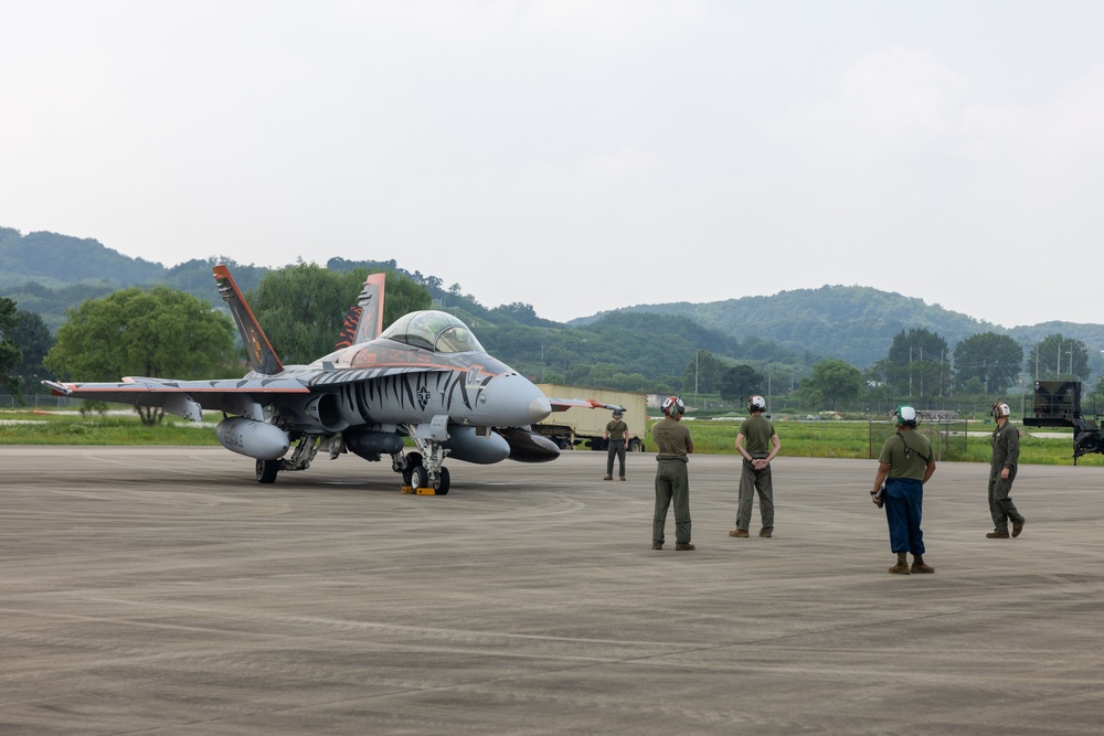 The Fighting Bengals Depart Suwon, South Korea and Return to MCAS Iwakuni