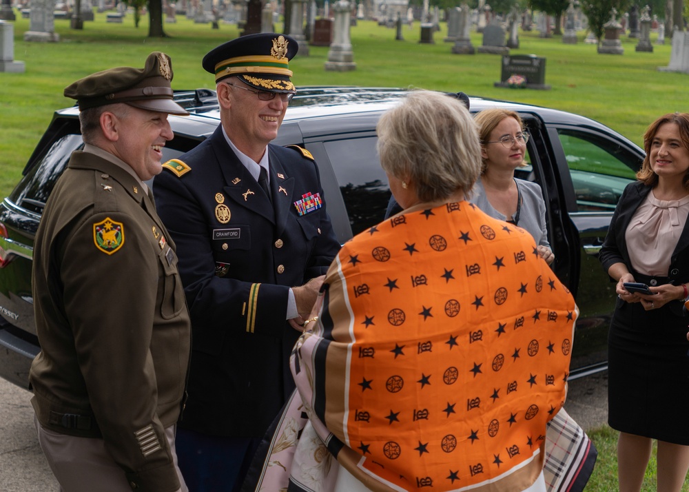 ILNG Joins Polish Consulate for Polish Armed Forces Day Event
