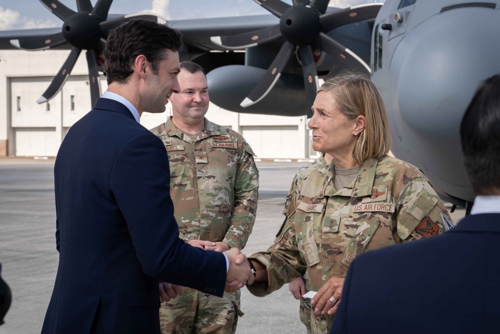 Sen. Ossoff Discusses Strategic Role of Air Force Reserves at Dobbins Air Reserve Base