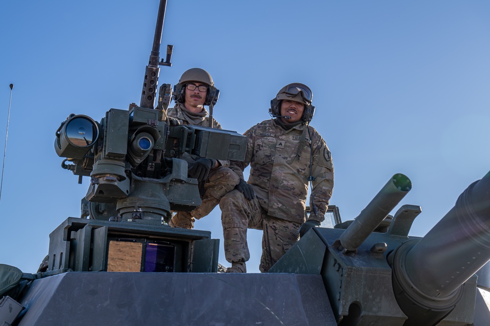 1st Armored Division Selects best Abrams and Bradley Crews (Day 6)