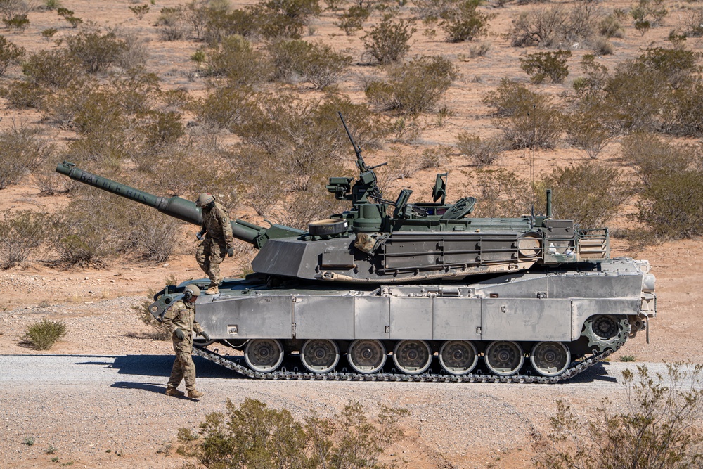 1st Armored Division Selects best Abrams and Bradley Crews (Day 6)