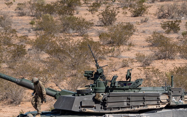 1st Armored Division Selects best Abrams and Bradley Crews (Day 6)
