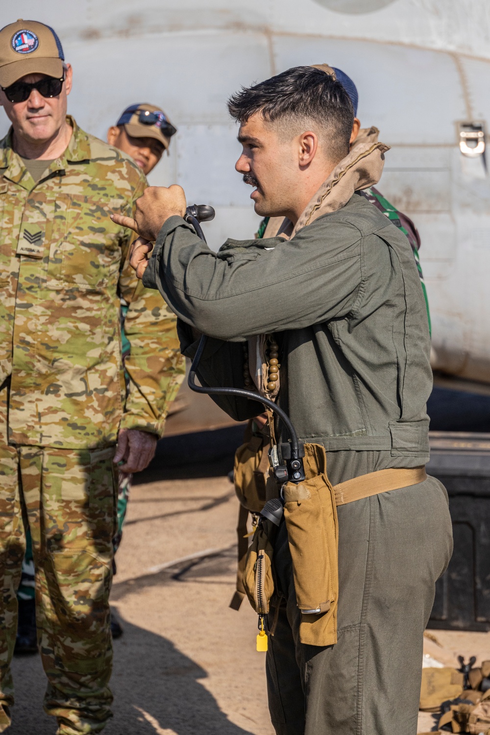 MRF-D 24.3: VMM-268 (Rein.) Marines teach ADF, Indonesian service members MV-22B Osprey safeties during Exercise Bhakti Kanyini AUSINDO 24