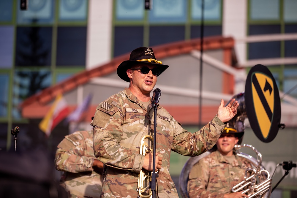 1st Cavalry Division Band Performs in Polish Ceramic Festival Concert