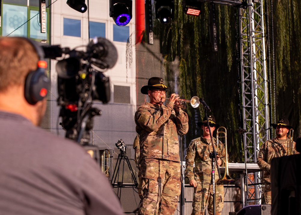 1st Cavalry Division Band Performs in Polish Ceramic Festival Concert