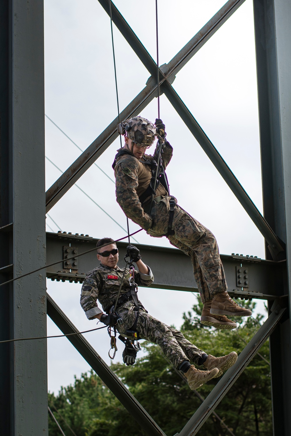 ROK Marines, 15th MEU Conduct Advanced Mountain Warfare Training