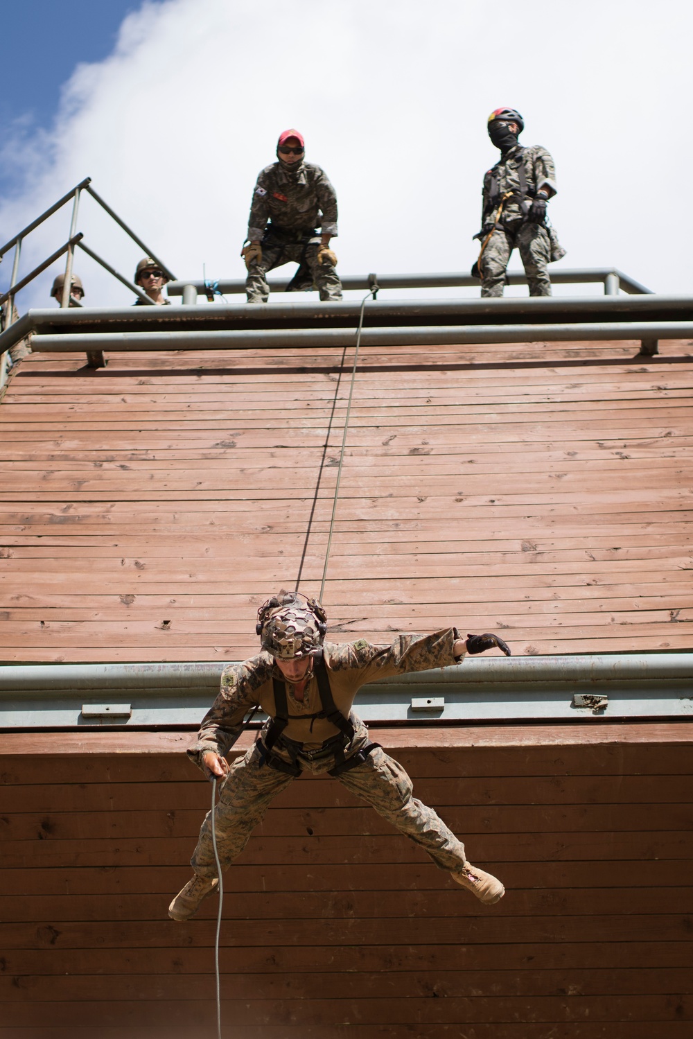 ROK Marines, 15th MEU Conduct Advanced Mountain Warfare Training