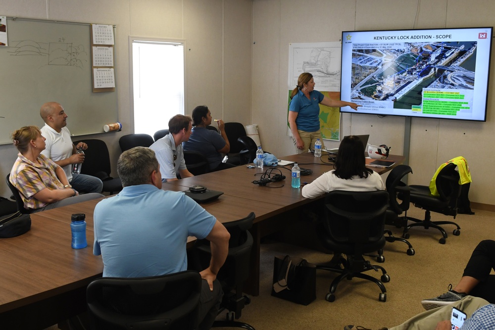 Senate Appropriations Staff members visit Kentucky Lock
