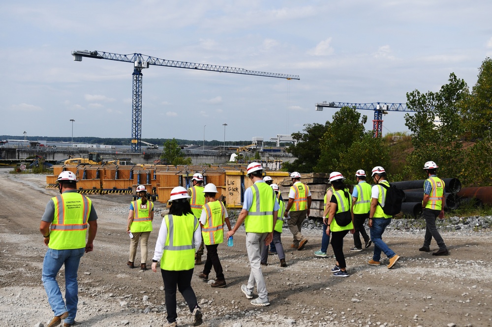 Senate Appropriations Staff members visit Kentucky Lock