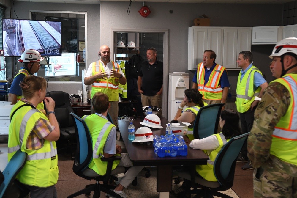 Senate Appropriations Staff members visit Kentucky Lock