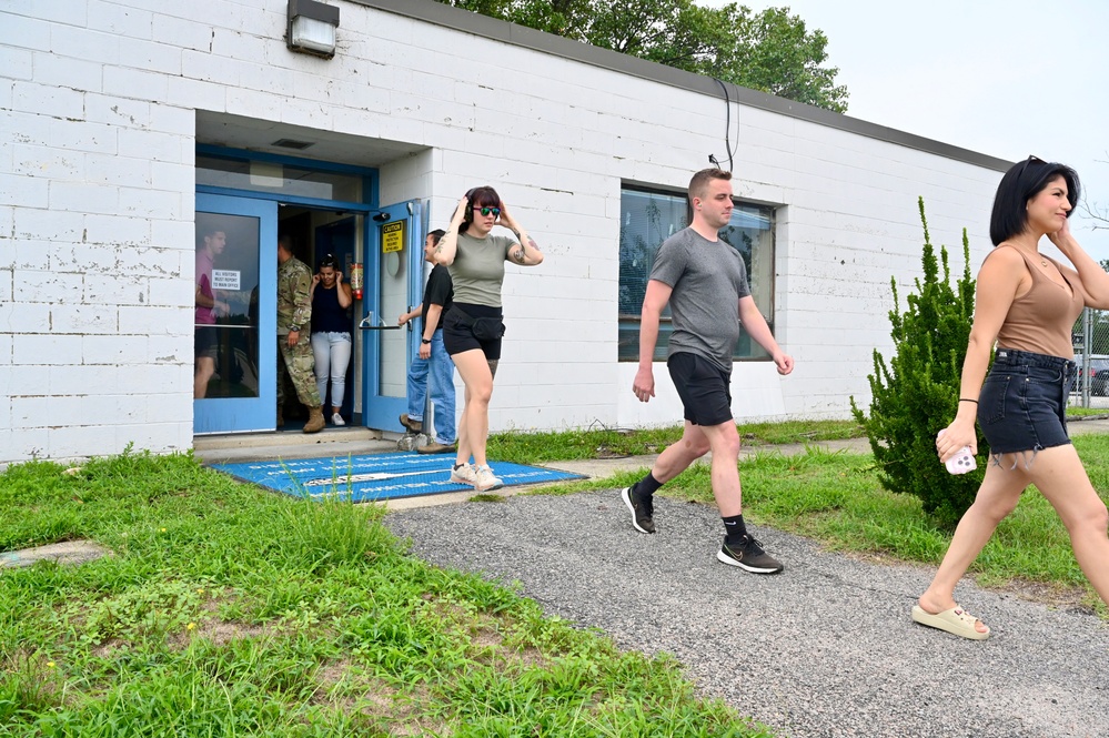 National Aviation Week: Military spouses explore relevance and efficiency of Team DCARNG Aviation