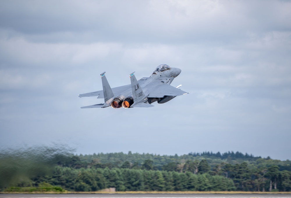 Lakenheath Eagles ascend