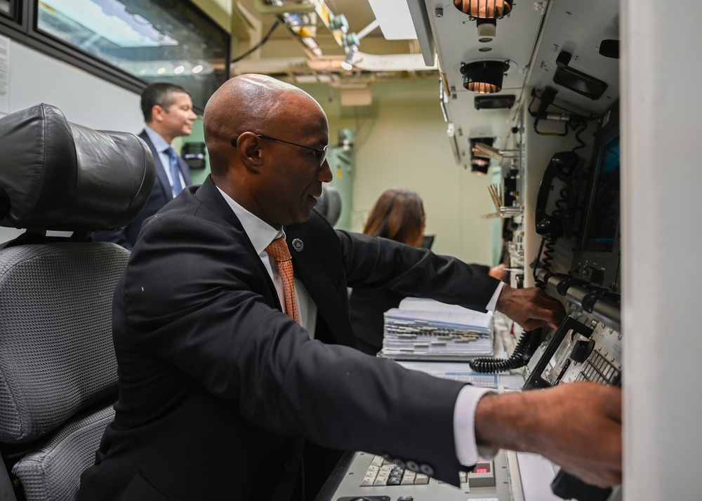 FBI Los Angeles Field Office Visits Vandenberg
