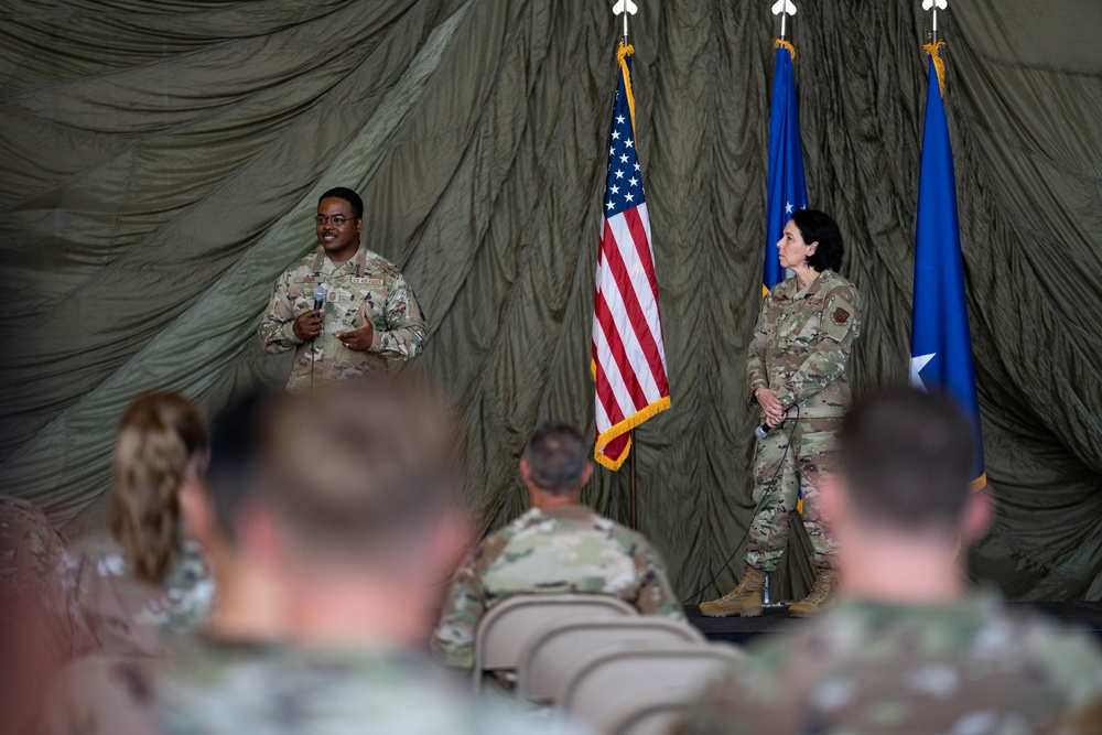 Maj. Gen. Ryder visits Cannon AFB