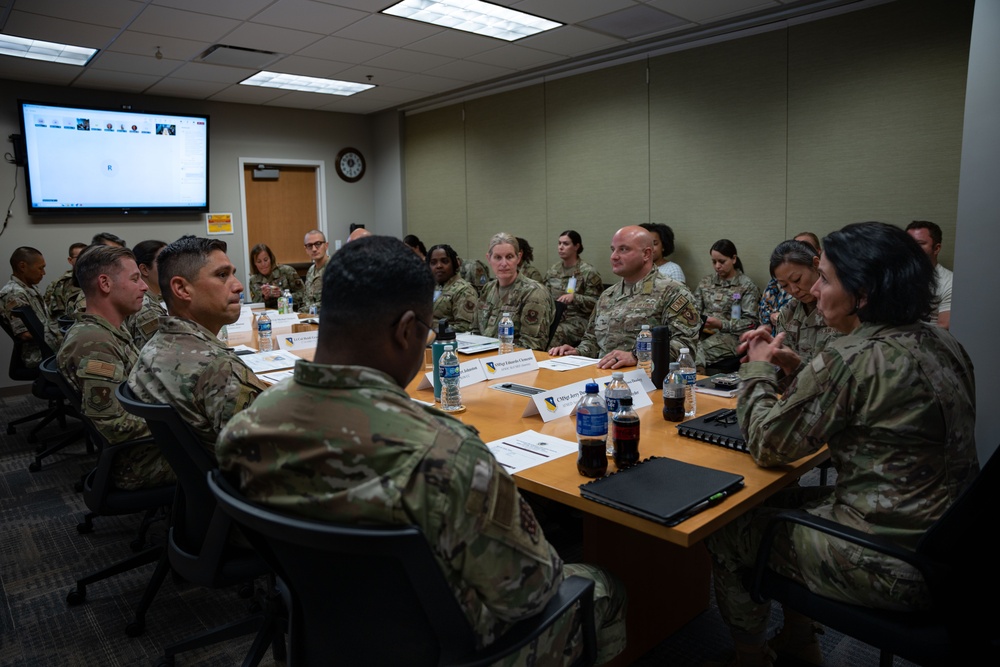 Maj. Gen. Ryder visits Cannon AFB