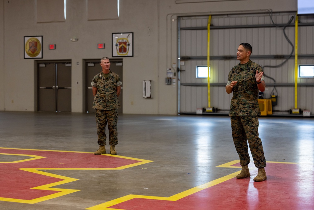 39th CMC and 20th SMMC Visit MCRD Parris Island