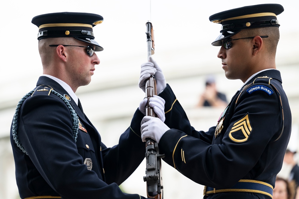 Members of Round Canopy Parachuting Team Visit Arlington National Cemetery for National Airborne Day