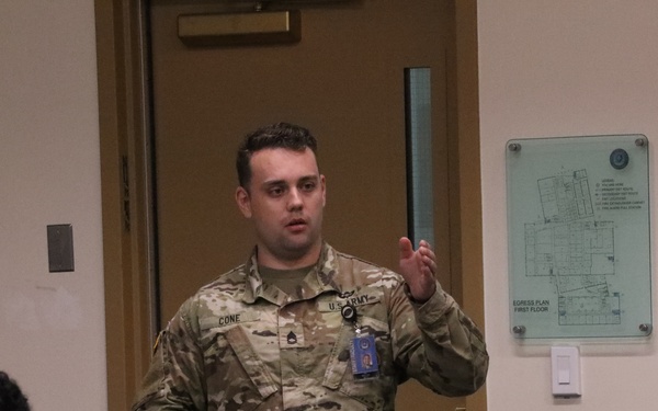 DINFOS welcomes aliumni back to school